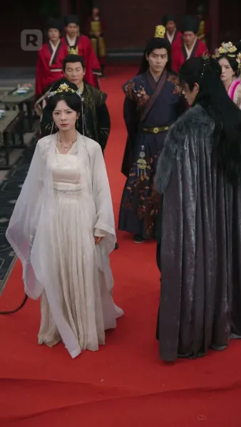 เกิดใหม่สลับคู่แต่งงาน องค์รัชทายาทชะตาสั้นกลับอายุยืน