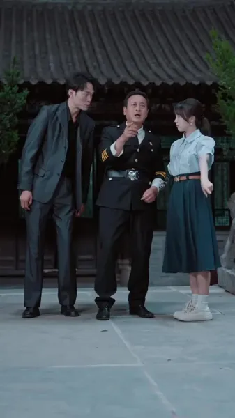 ตำนานลิ้มยิ้ม：เริ่มต้นด้วยงานประจำ