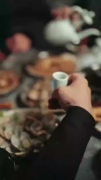 จากชาวนาเป็นมหาบุรุษด้วยระบบแต่งภรรยา