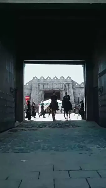 จากชาวนาเป็นมหาบุรุษด้วยระบบแต่งภรรยา