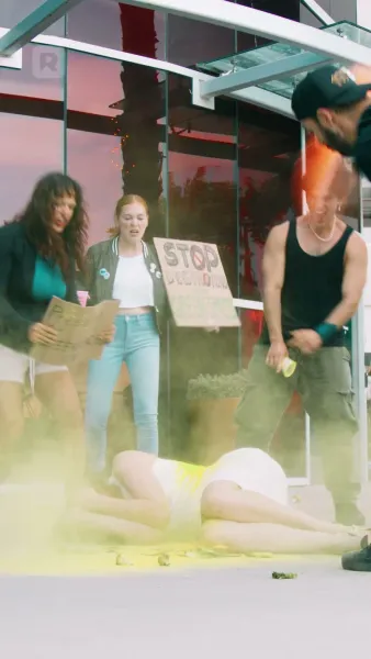 เล่นตามกฎของมหาเศรษฐี