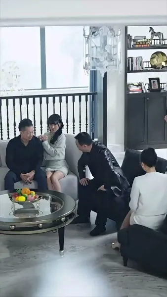 นางอัปลักษณ์ ทวงแค้น