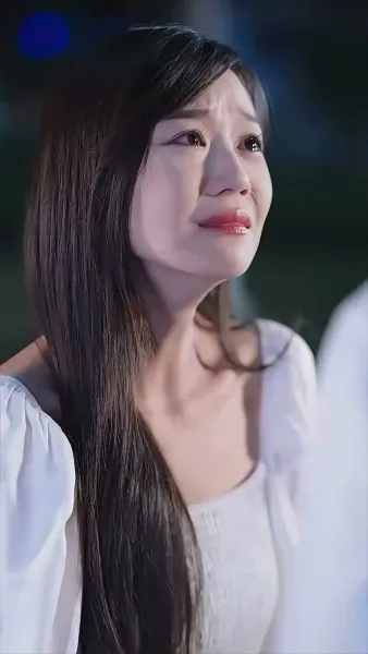 นางอัปลักษณ์ ทวงแค้น