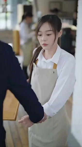 นางอัปลักษณ์ ทวงแค้น