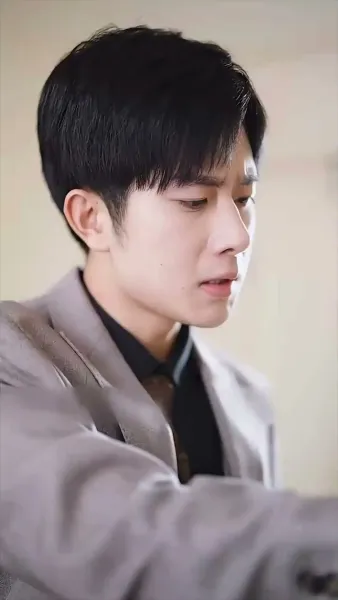 นางอัปลักษณ์ ทวงแค้น