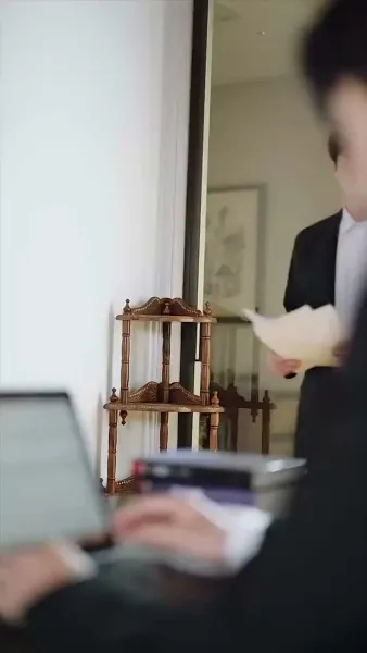 นางอัปลักษณ์ ทวงแค้น