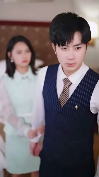 นางอัปลักษณ์ ทวงแค้น