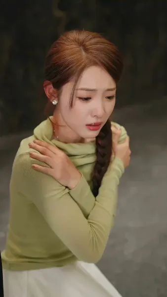 กลิ่นหอมอุบัติรัก  