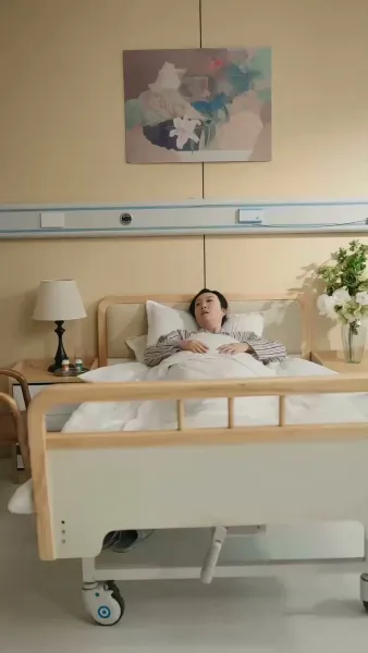 กลิ่นหอมอุบัติรัก  