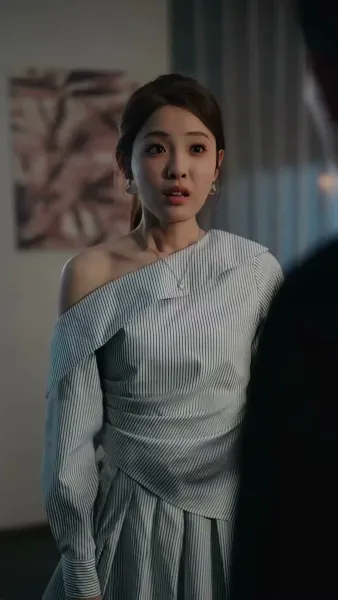 กลิ่นหอมอุบัติรัก  