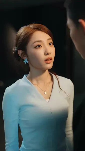 กลิ่นหอมอุบัติรัก  