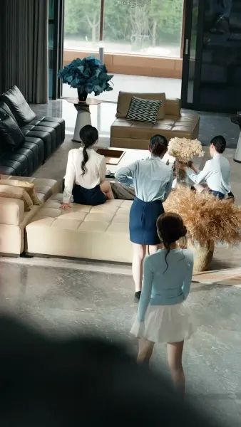 กลิ่นหอมอุบัติรัก  