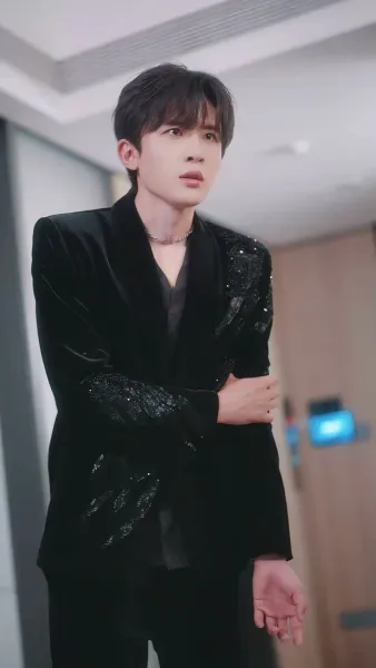 ปักรักใต้เงาแค้น