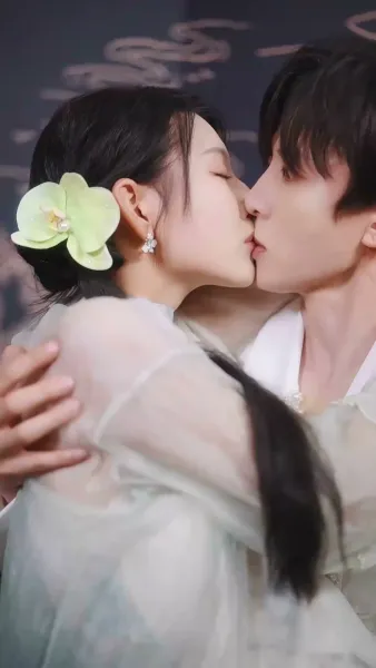 ปักรักใต้เงาแค้น