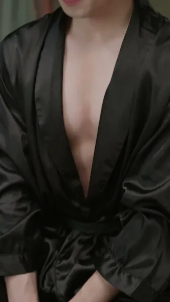 ถึงเป็นศัตรู ก็ยังเลือกเธอ