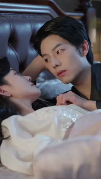 ถึงเป็นศัตรู ก็ยังเลือกเธอ