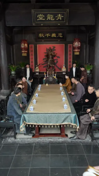 ถึงเป็นศัตรู ก็ยังเลือกเธอ