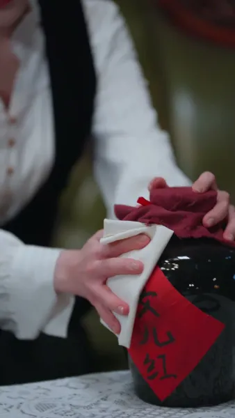 ถึงเป็นศัตรู ก็ยังเลือกเธอ