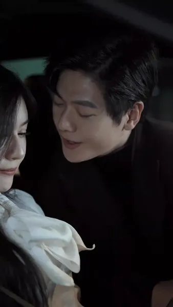 ลีเชียนจิ้งเชียนหลงฉู่ทะเล