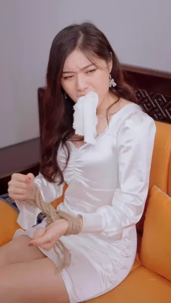 ลีเชียนจิ้งเชียนหลงฉู่ทะเล