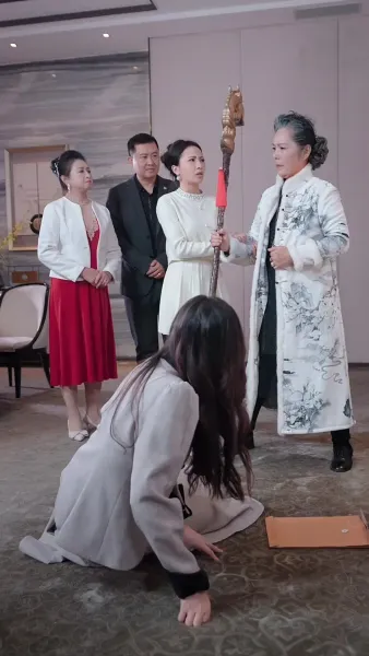 ลีเชียนจิ้งเชียนหลงฉู่ทะเล