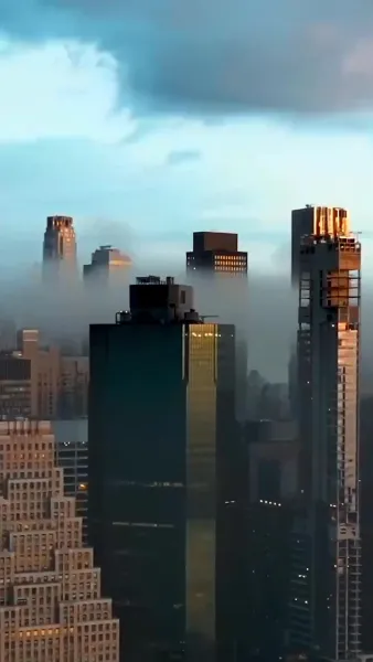 ลีเชียนจิ้งเชียนหลงฉู่ทะเล