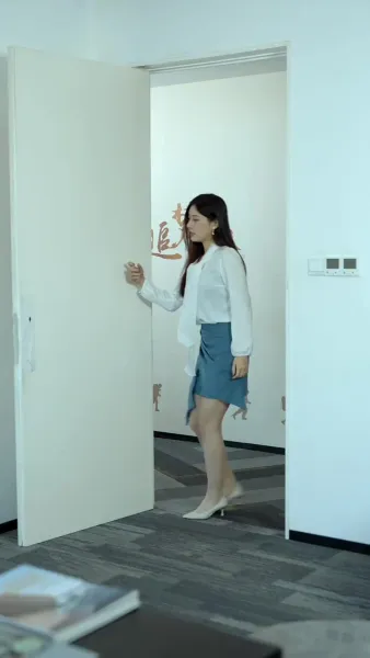 ลีเชียนจิ้งเชียนหลงฉู่ทะเล