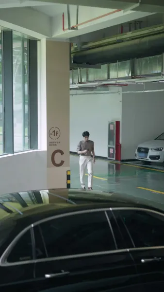 คุณกัปตัน คู่หมั้นของคุณแต่งงานแล้ว