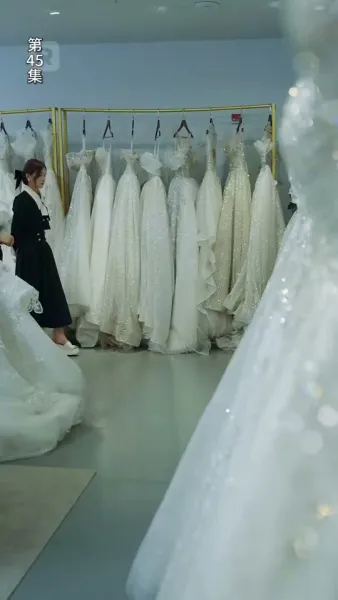 ข้ามภพมาเป็นภรรยามหาเศรษฐี