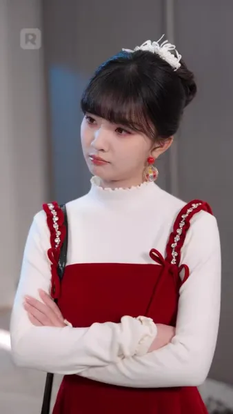 อย่ามายุ่งกับฉัน รู้ไหมใครหนุนหลัง