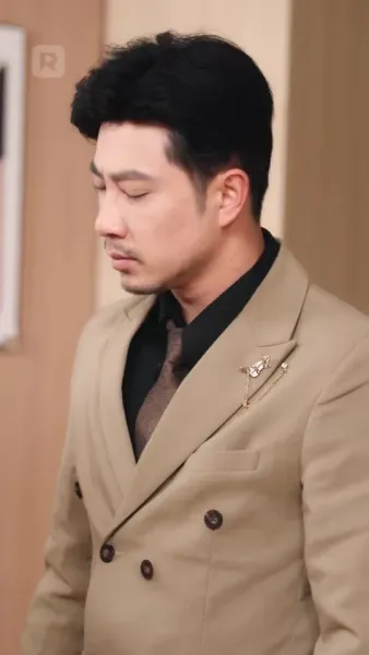 อย่ามายุ่งกับฉัน รู้ไหมใครหนุนหลัง