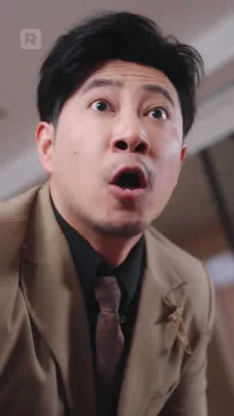 อย่ามายุ่งกับฉัน รู้ไหมใครหนุนหลัง