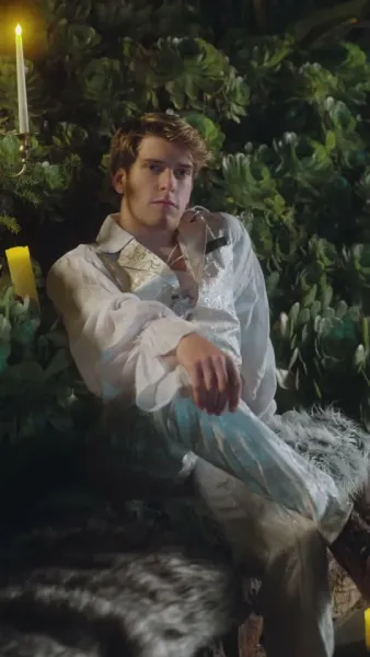 การฟื้นคืนของแม่เผ่า волฟ