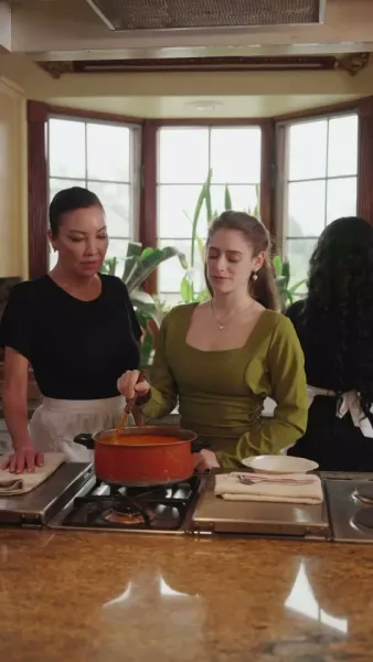 การฟื้นคืนของแม่เผ่า волฟ