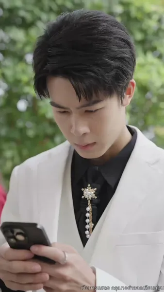 เมื่อรักก่อเกิดจากเถ้าถ่าน