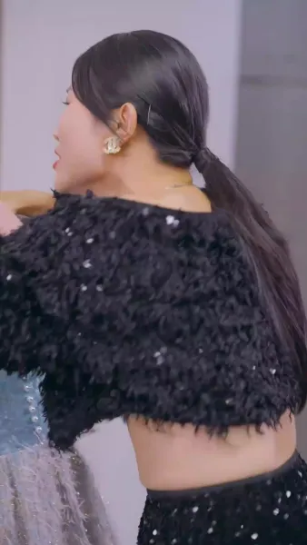 ฉันเด่นสุดในงานเลี้ยงรุ่น