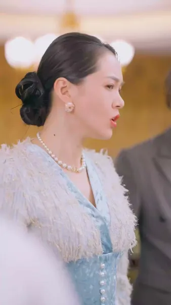 ฉันเด่นสุดในงานเลี้ยงรุ่น