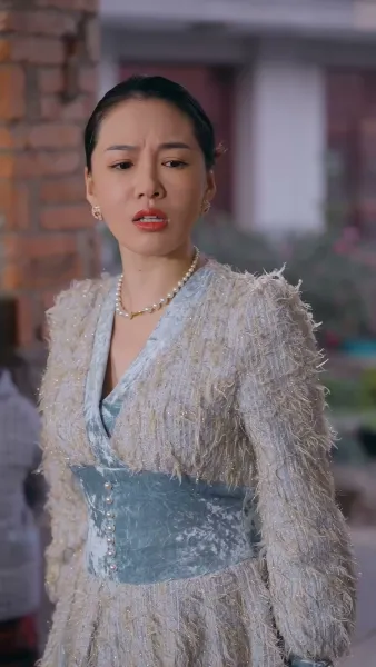 ฉันเด่นสุดในงานเลี้ยงรุ่น