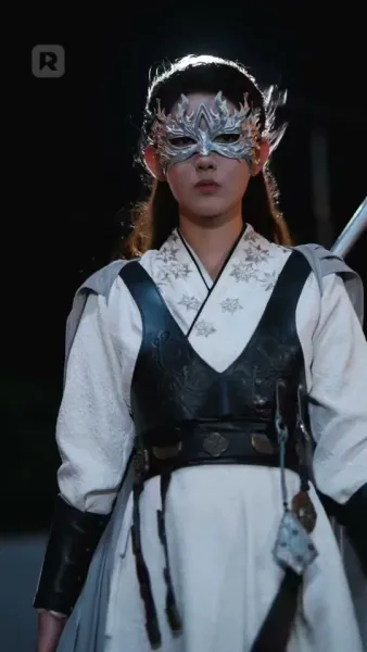 จันทราอาบโลหิต