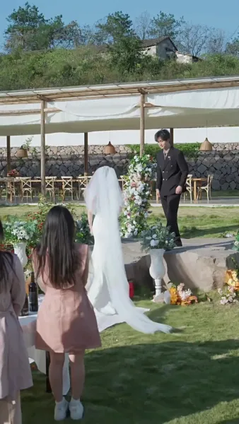 ราตรียามสายลมพัดผ่าน