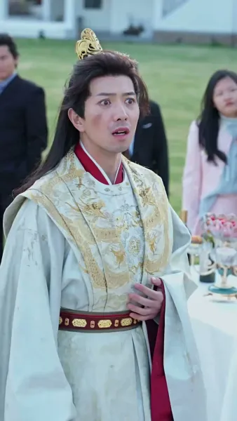 ราตรียามสายลมพัดผ่าน