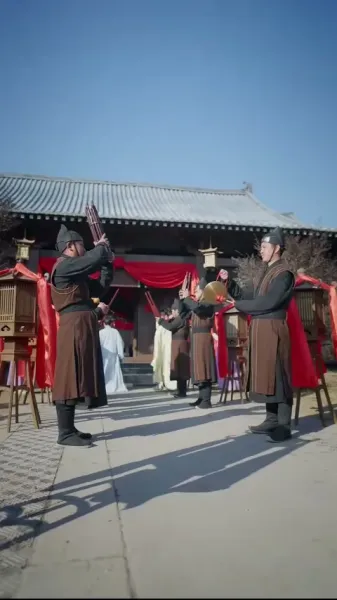 เมฆหมอกจาง