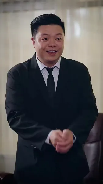 ซุปเปอร์สตาร์สาวตามจีบหลังผมเป็นเศรษฐี