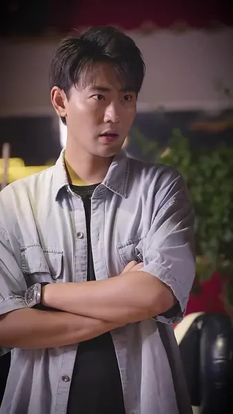 ซุปเปอร์สตาร์สาวตามจีบหลังผมเป็นเศรษฐี