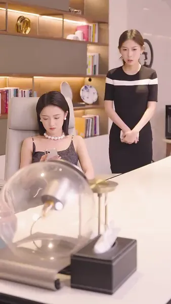 ซุปเปอร์สตาร์สาวตามจีบหลังผมเป็นเศรษฐี