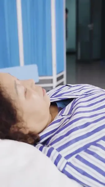 ซุปเปอร์สตาร์สาวตามจีบหลังผมเป็นเศรษฐี