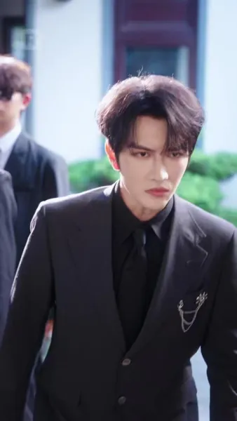 รักป่วนๆ  ของคุณแม่สายฟ้าแลบ