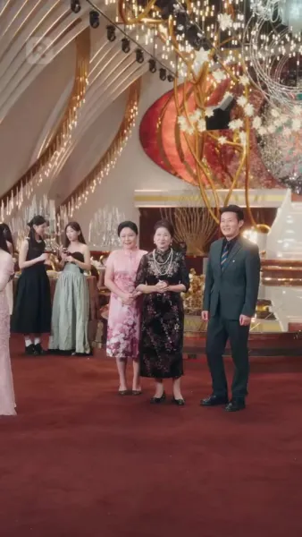 รักป่วนๆ  ของคุณแม่สายฟ้าแลบ