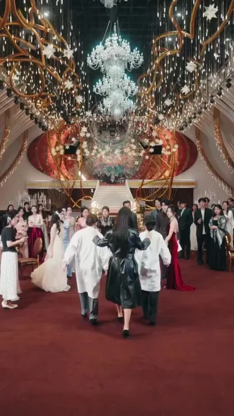 รักป่วนๆ  ของคุณแม่สายฟ้าแลบ