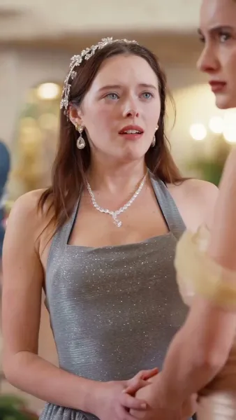 เพื่อนรักหักเหลี่ยม กับชะตาที่ถูกสลับ